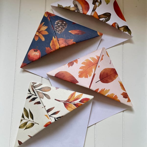 Origami page corner bookmark. Handfolded. Gifts for readers and teachers. Bookgr
