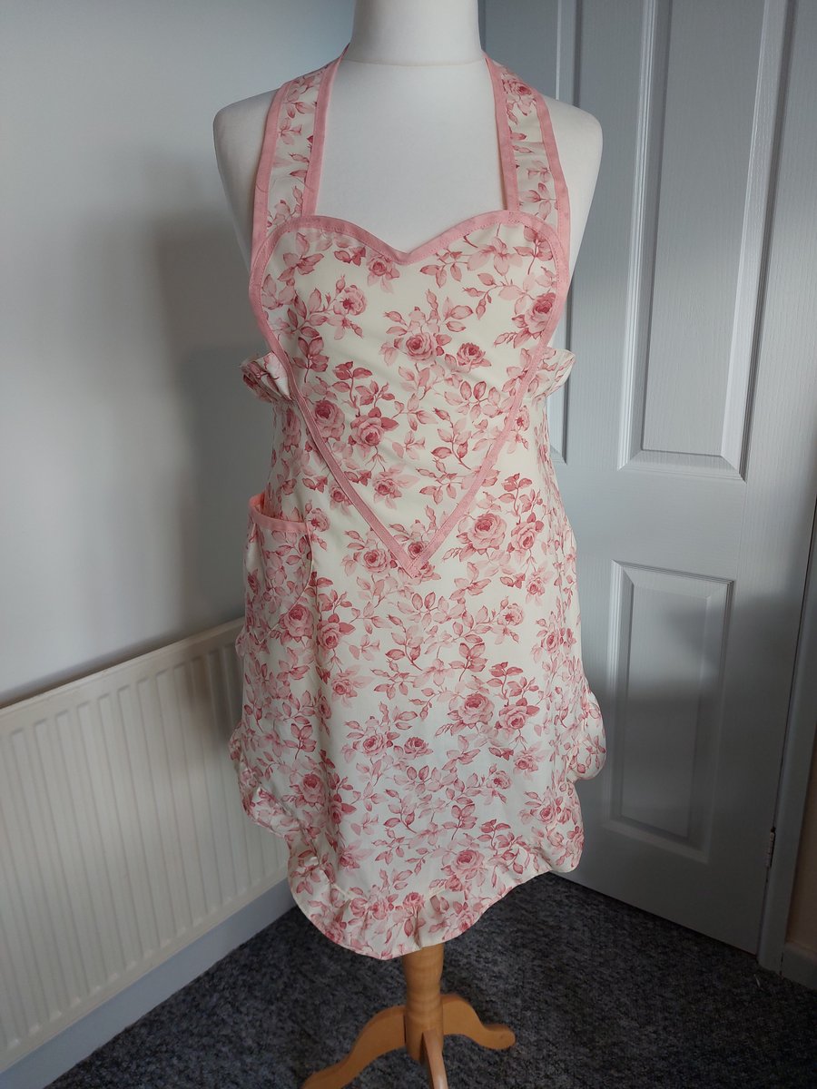 1940's retro style sweetheart apron 