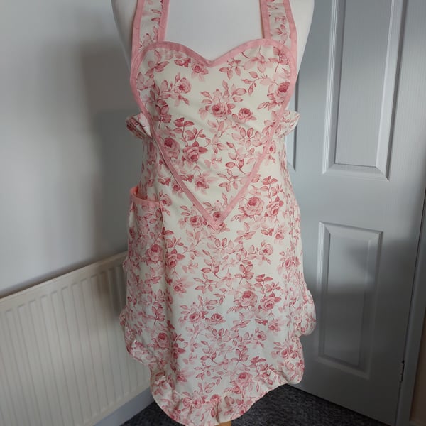 1940's retro style sweetheart apron 