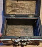 Vintage box with shell decoration - Image 3