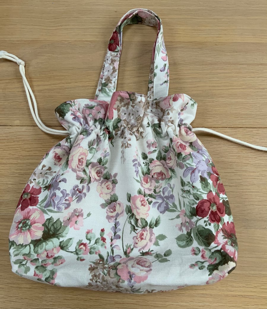 Drawstring lined tote bag or project bag