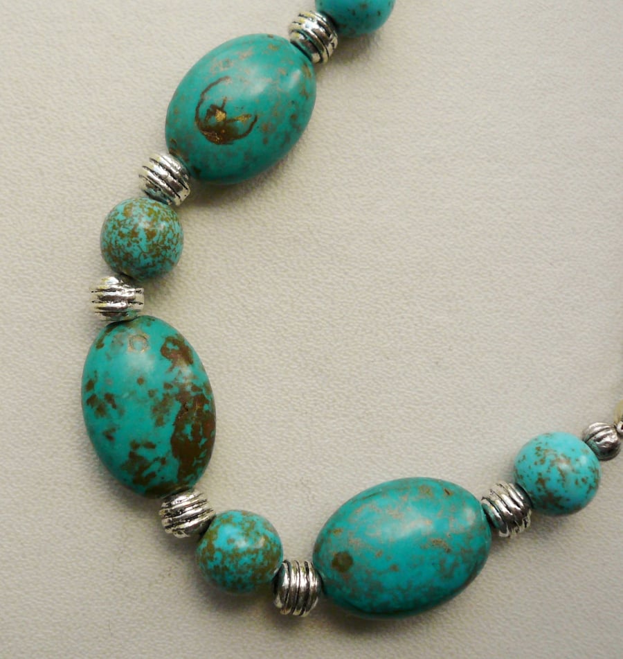 Collar Necklace Turquoise Magnesite and  Silver  KCJ397