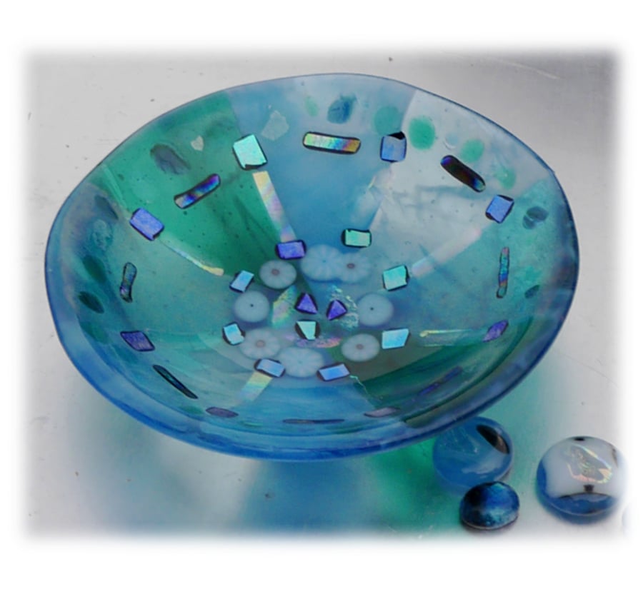 Fused Glass Bowl Round 12cm Turquoise  Dichroic 024