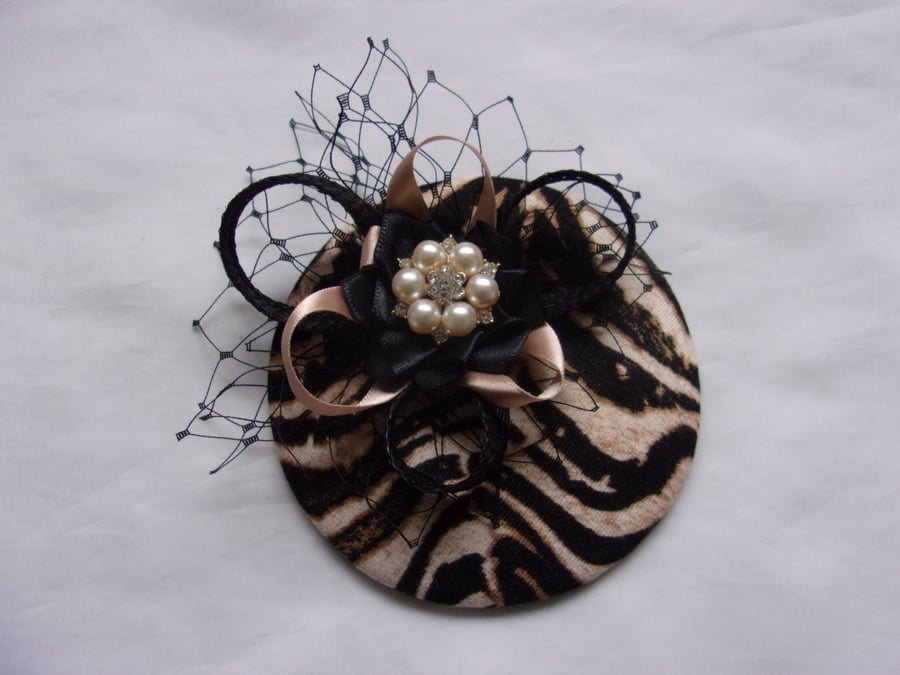 Black & Nude Tiger Print Retro Cocktail Percher Hat Fascinator 