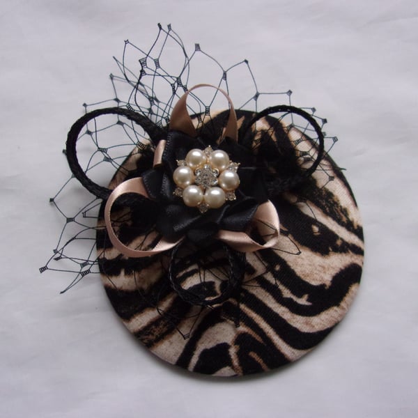 Black & Nude Tiger Print Retro Cocktail Percher Hat Fascinator 