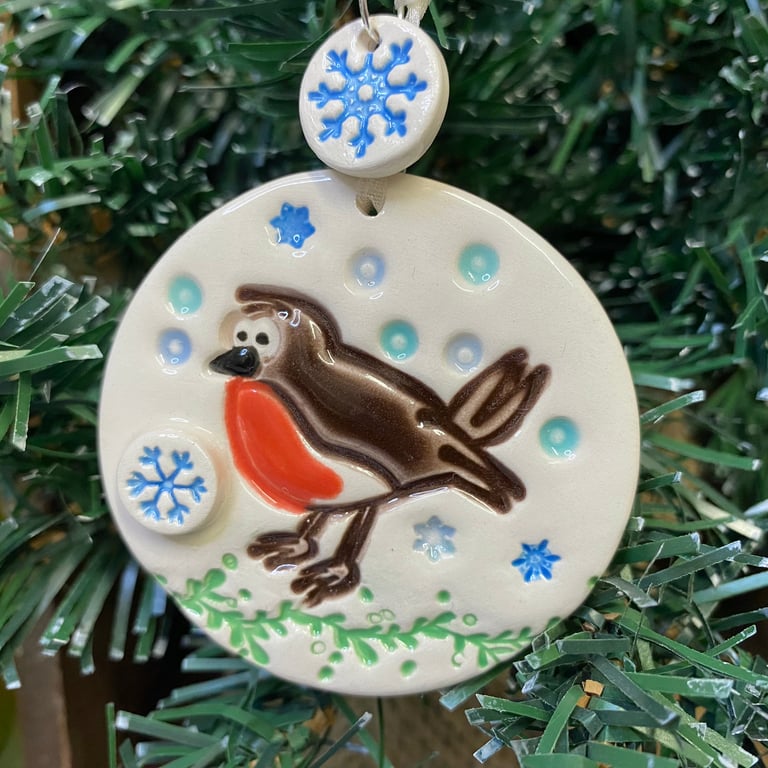 Ceramic Robin decoration with snowflake charm