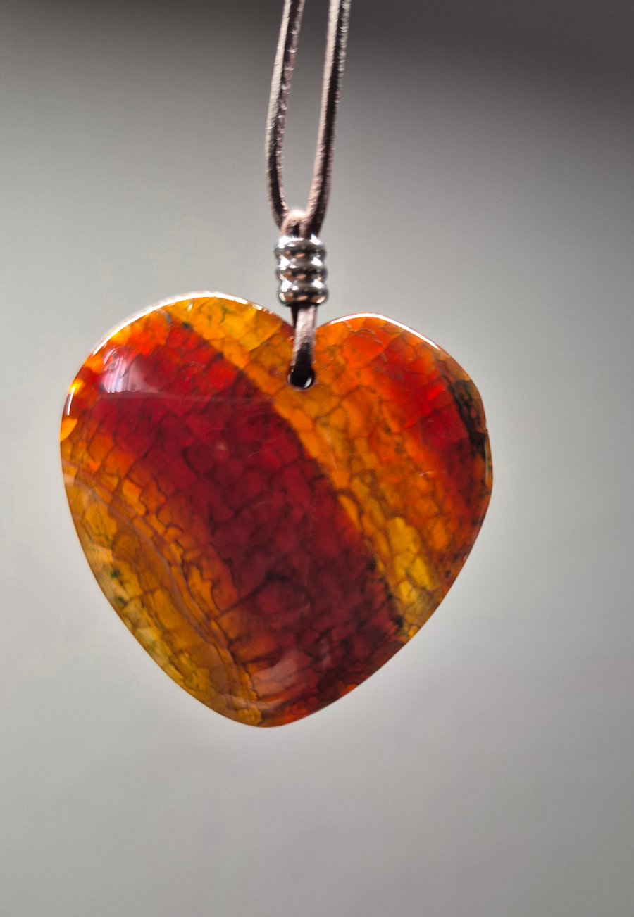 Brown Dragon Vein Agate Heart Pendant