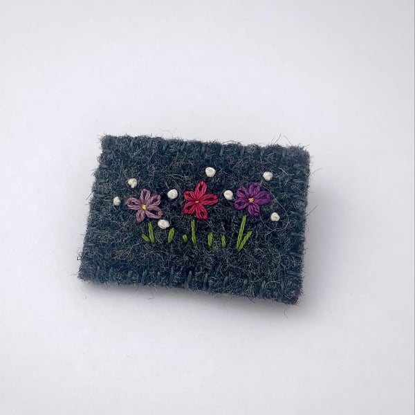 Flower Wool Felt Embroidered Brooch