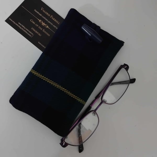 Glasses case