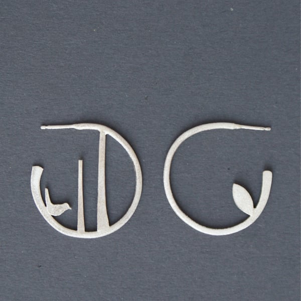 Edge of the woods small hoop earrings