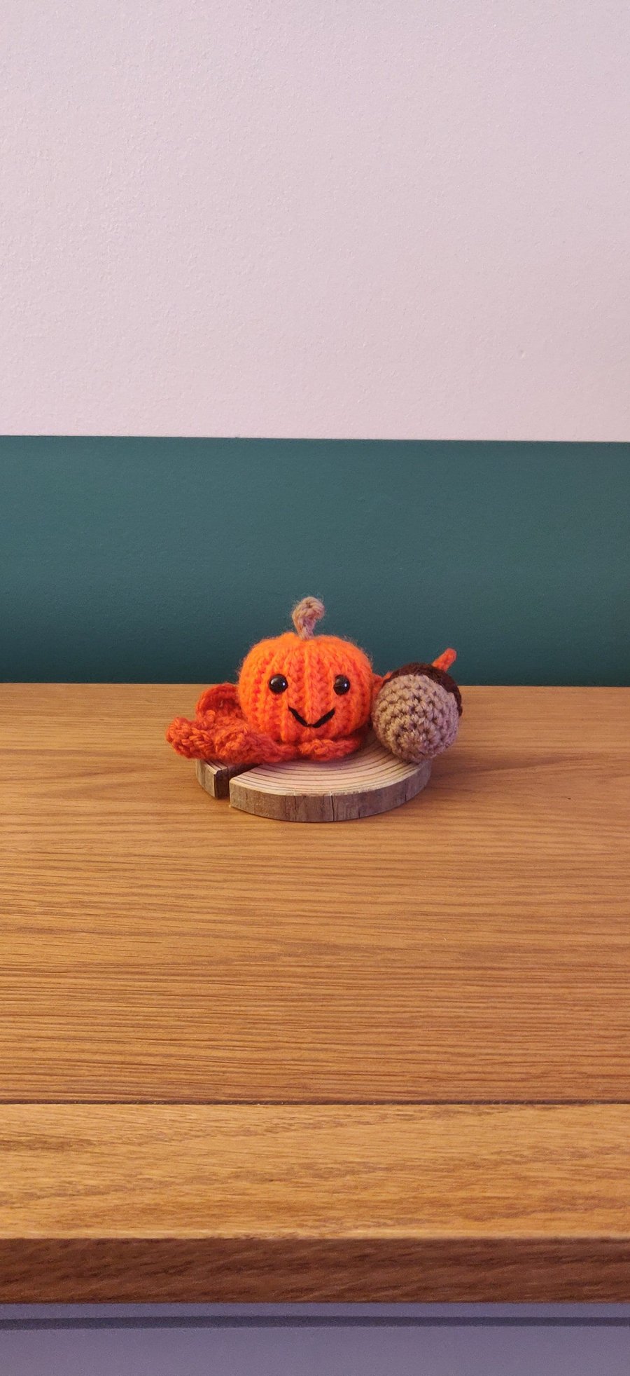 Autumn Pumpkin Ornament, Rustic Table Centerpiece, Acorn and Oak Leaf, Artificia