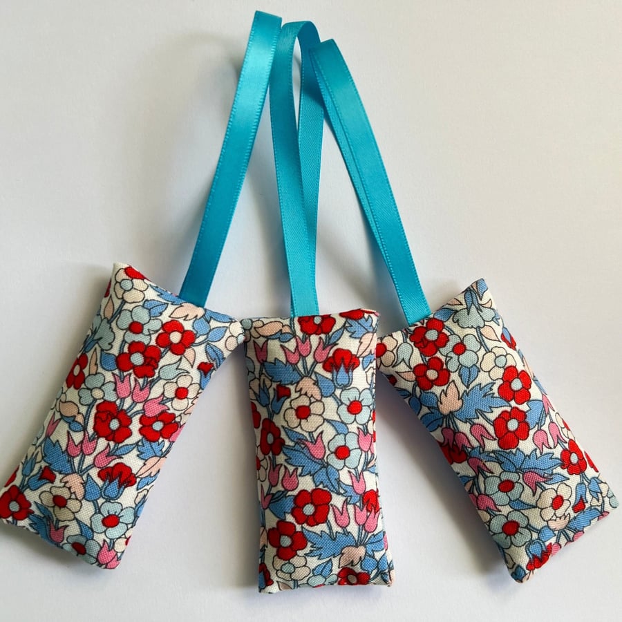 Liberty Fabric Lavender scent sachets - Piccadilly Poppy