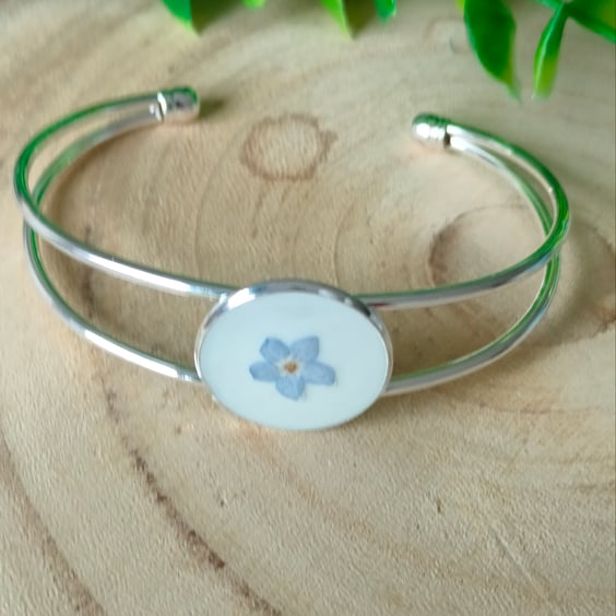 Forget me not flower cuff bracelet 