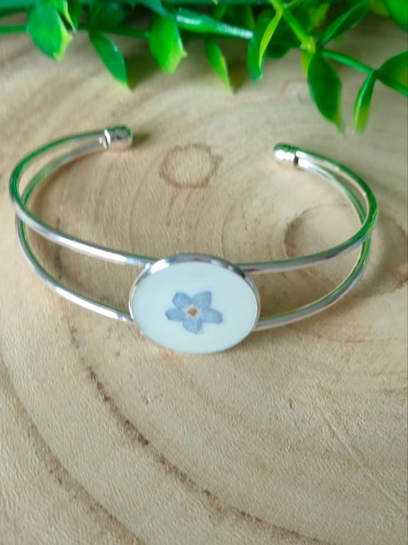 Forget me not flower cuff bracelet 