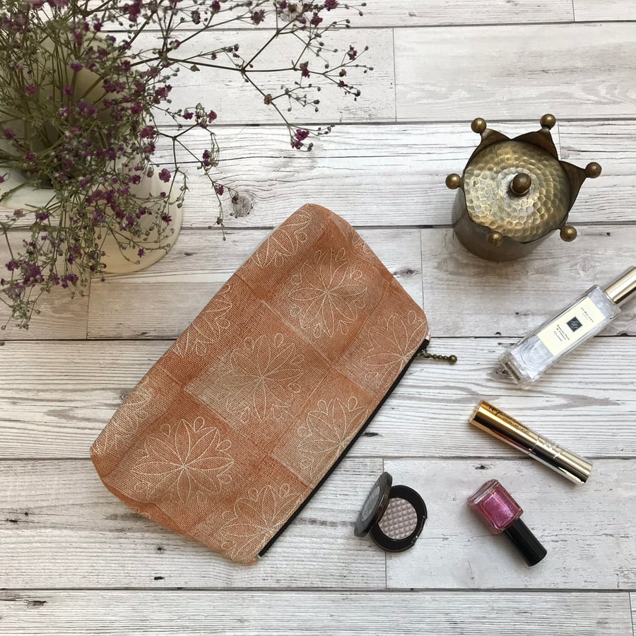 Hand Printed Linen Zipped Cosmetic Bag