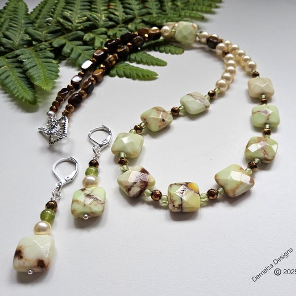 Designer Lime Jasper, Tiger's Eye, Shell Pearls, Peridot Necklace & Earrings 