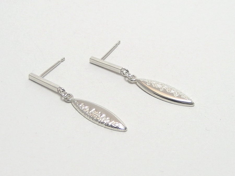 Sterling Silver Eclipse Small Bar Earrings
