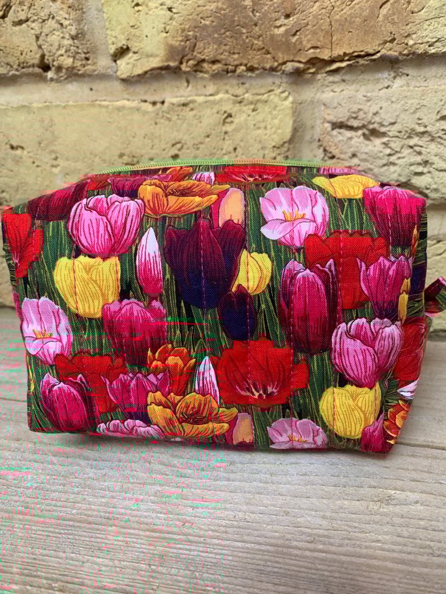 Tulip Print Fabric Quilted Box Shape Makeup Bag