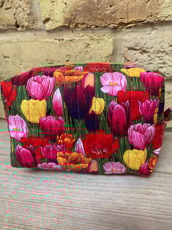Tulip Print Fabric Quilted Box Shape Makeup Bag