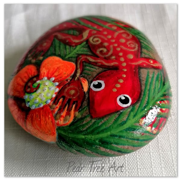 Red Gecko Rock Art, Hand painted.