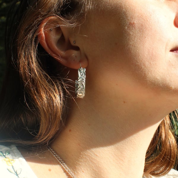 'Flow' U Hoop Earrings