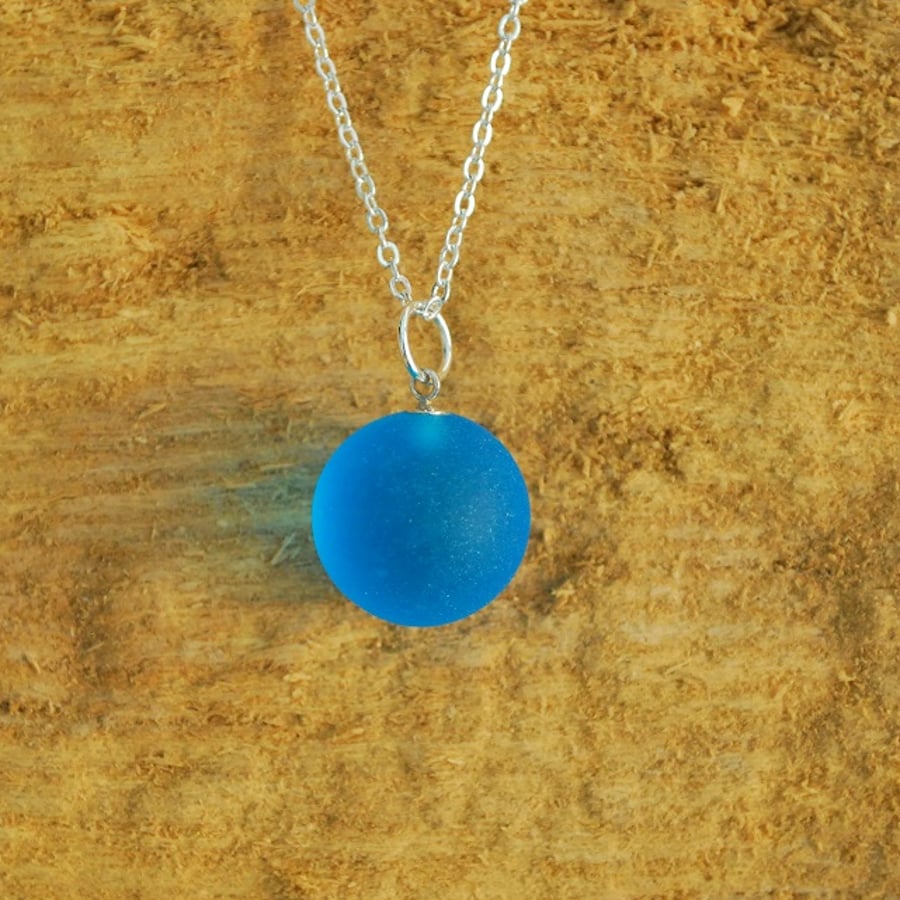 Blue beach marble pendant