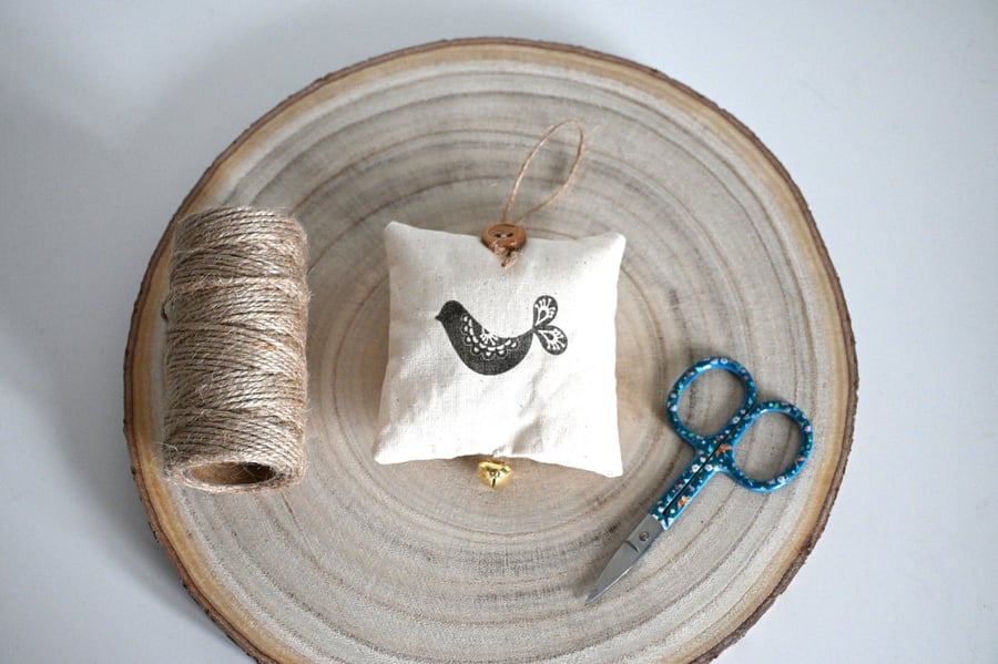 bird hanging decoration