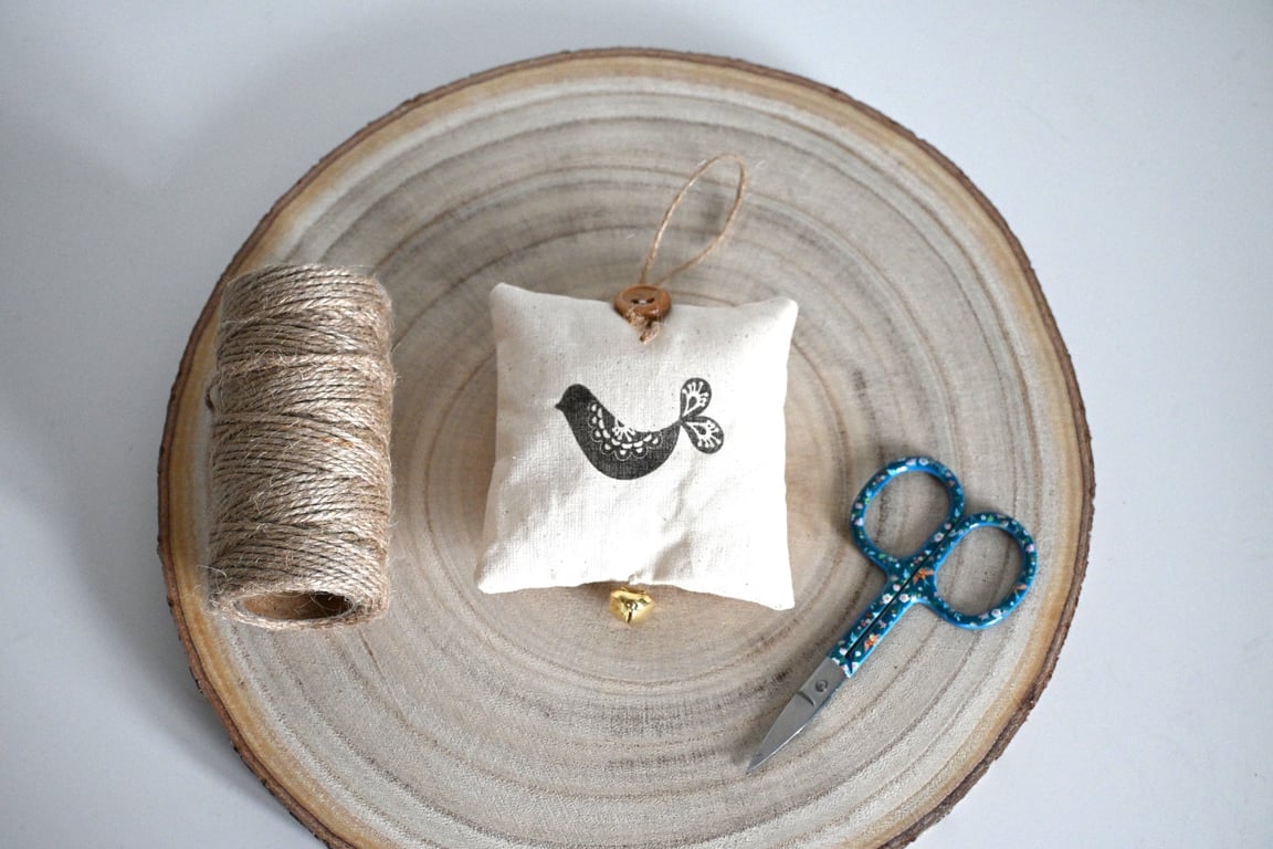 bird hanging decoration