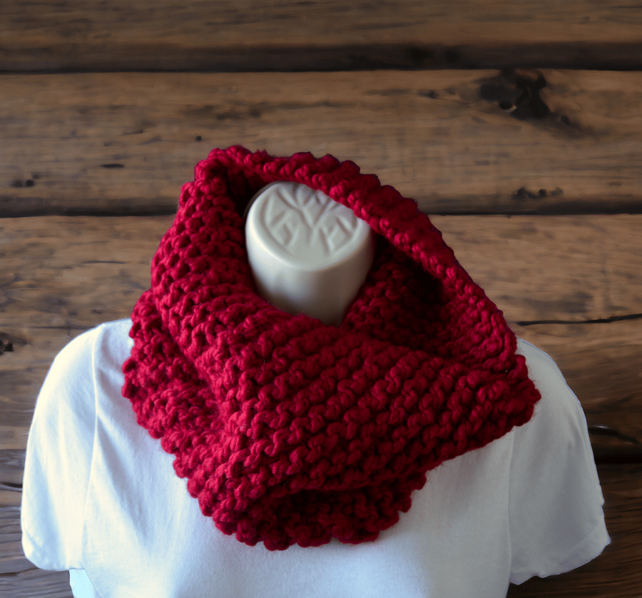 Knitted Chunky Cowl Handmade Soft Wool Mix Unisex Women's Men's Cherry Red