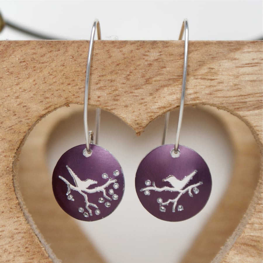 Lovebirds nature tag earrings - plum