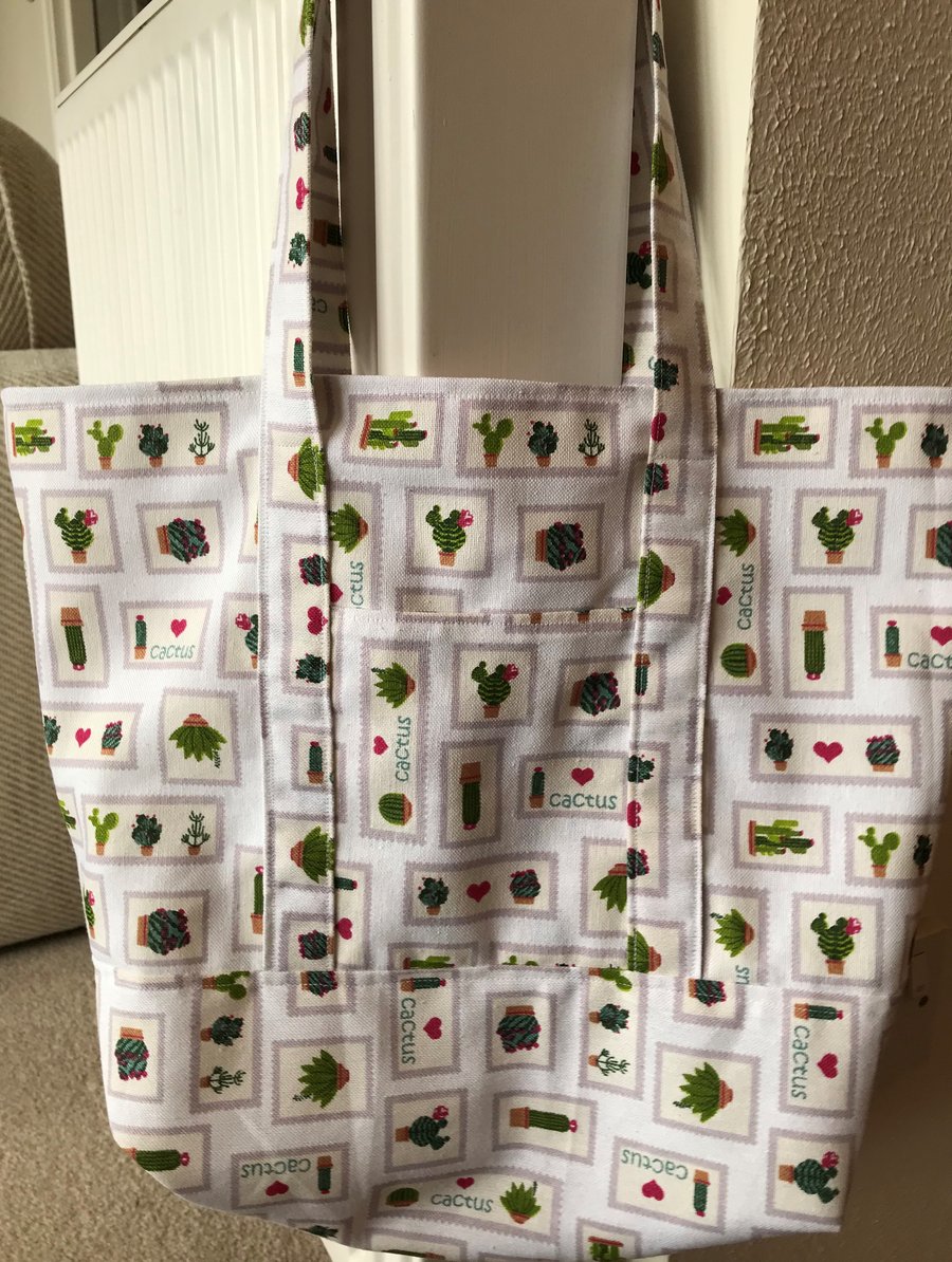 Handmade Medium Size Fully Lined Tote Bag. Looks great for shopping.Light weight