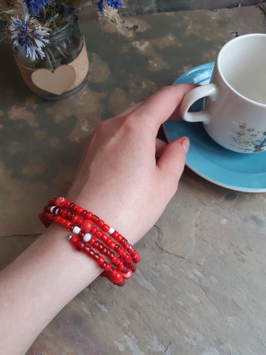 Recycled glass bead wrap bracelet - postbox red