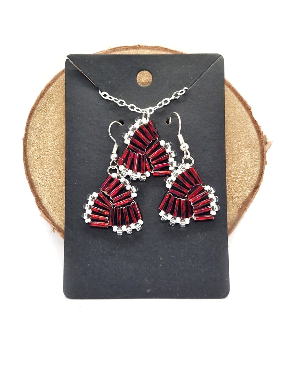 Red, white and silver Christmas vibes beaded necklace and earrings set