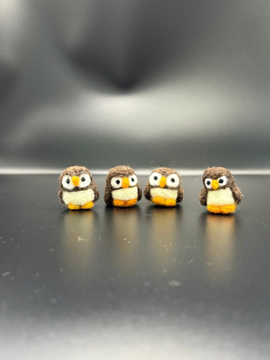 Handmade Needle-Felted Owl Keyring