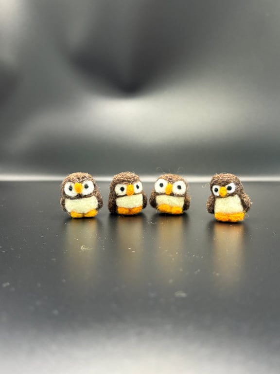 Handmade Needle-Felted Owl Keyring