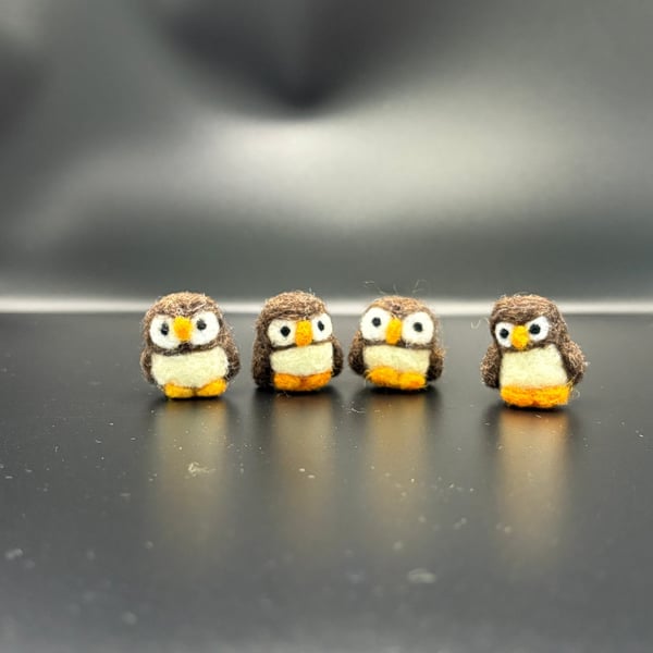 Handmade Needle-Felted Owl Keyring