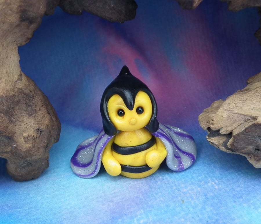 Bustling Bee 'Flo' OOAK Sculpt by Ann Galvin Gnome Village