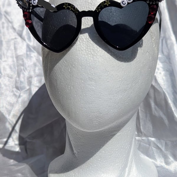 Festival, party, fun sunglasses (swearing) 