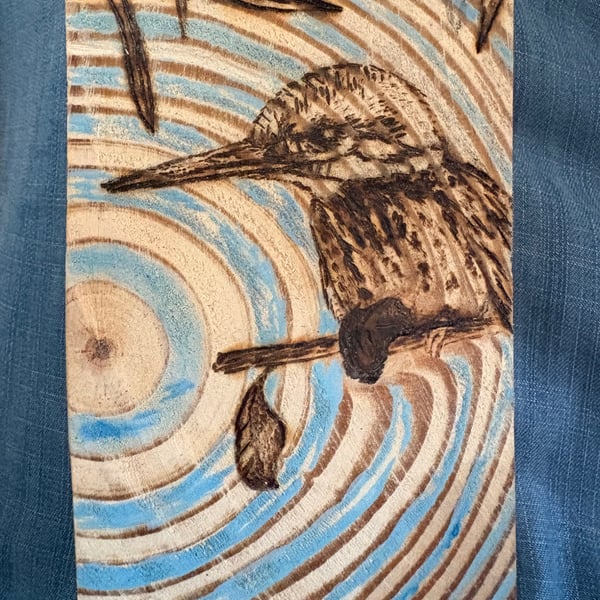 Kingfisher above the ripples - Wall art