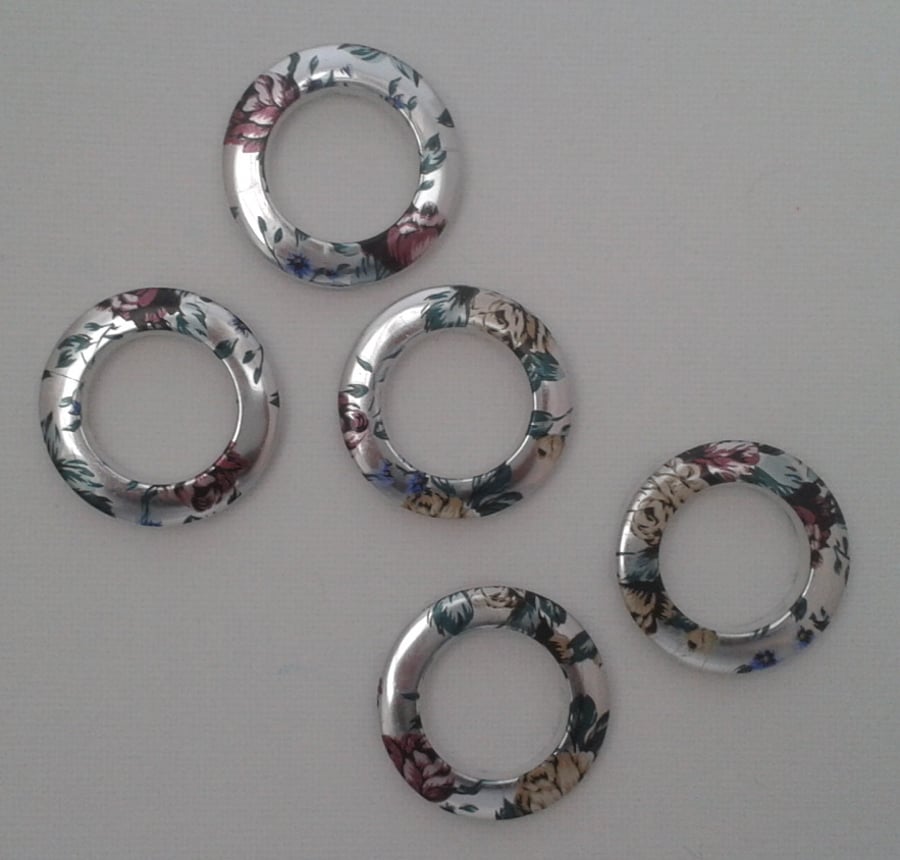 5 x Floral Bead Frames - Destash