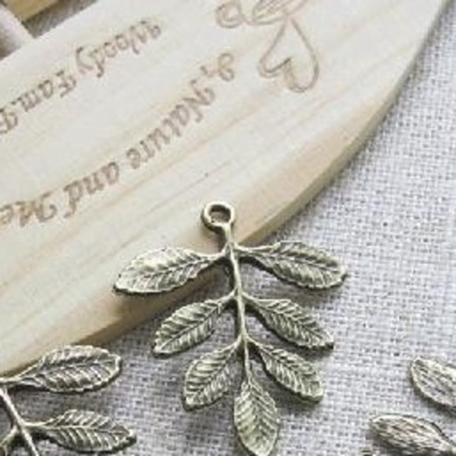 antique bronze leaf connector  - 1pc