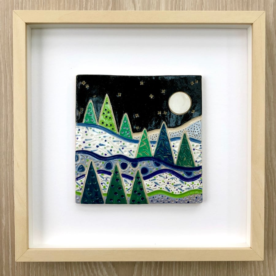 FIR TREES CERAMIC TILE IN WOODEN FRAME