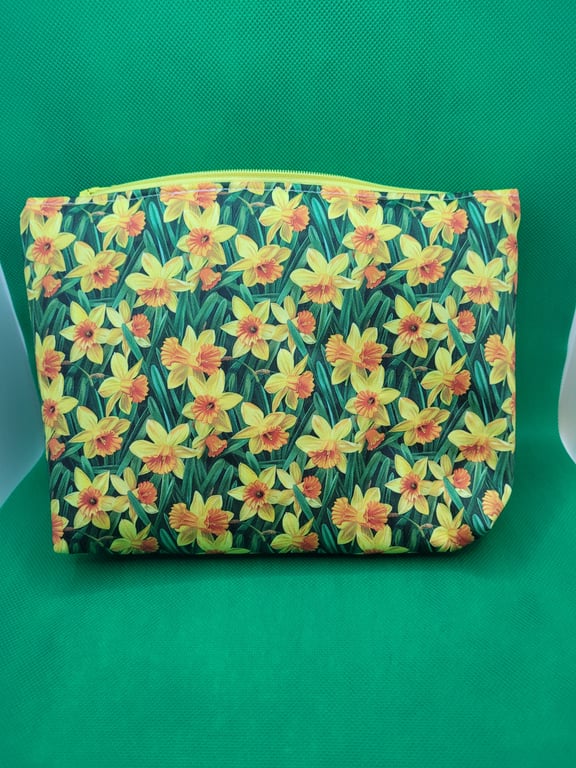 Make up, toiletries bag Daffodils
