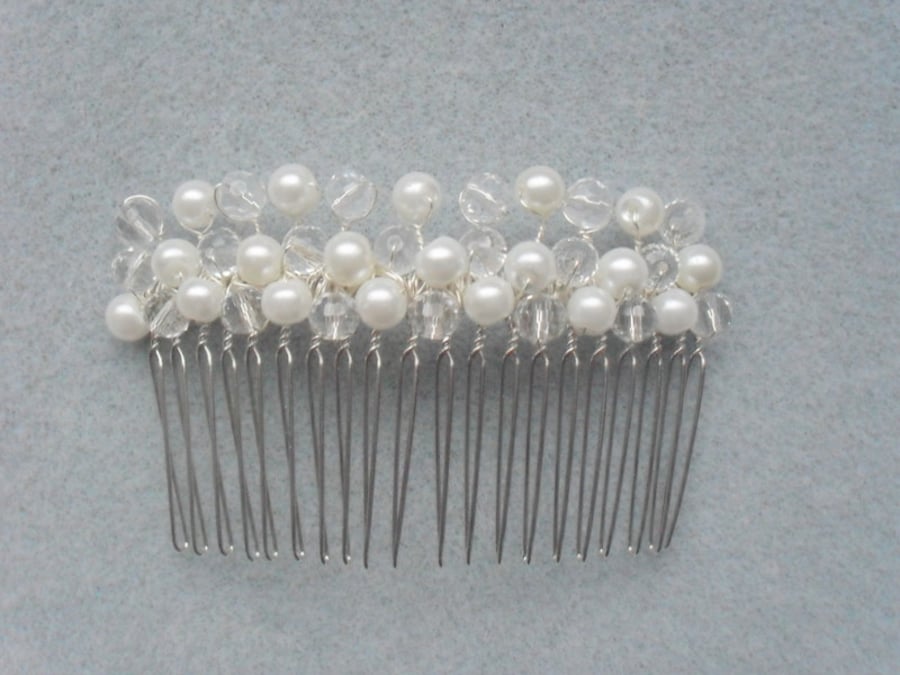 SALE Glass Pearl and Crystal Hair Comb HC003