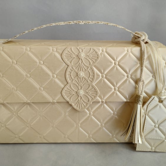 Luxuriously Elegant Ivory Quilted Embossed Handbag Style Gift Box with tags 