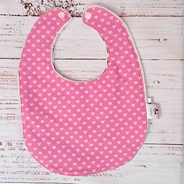 Pink hearts baby bamboo bib for age 3 to 12 months
