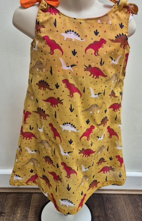 Girl's Dress, dinosaur fabric age 3-4 and 4-5 years