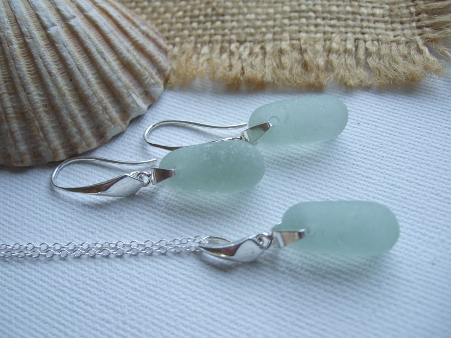 Sea glass stopper jewelry set, beach glass bottle topper necklace earring set