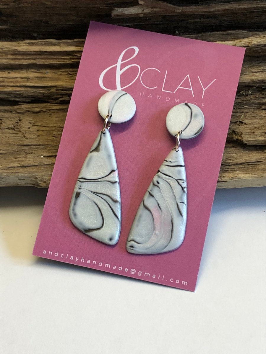 Mother of Pearl Effect Earrings