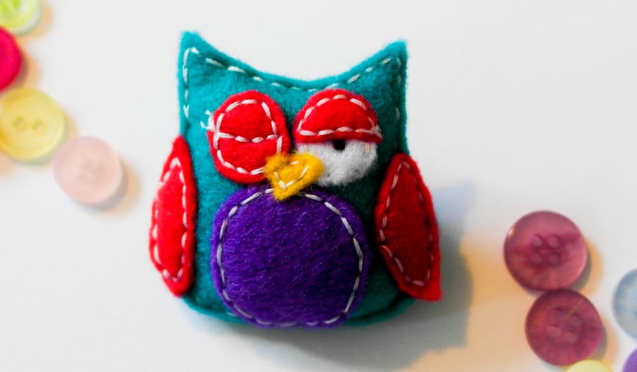 Handmade Felt Owl Brooch - Bird Brooch - Cute Tael, Red and Purple Owl